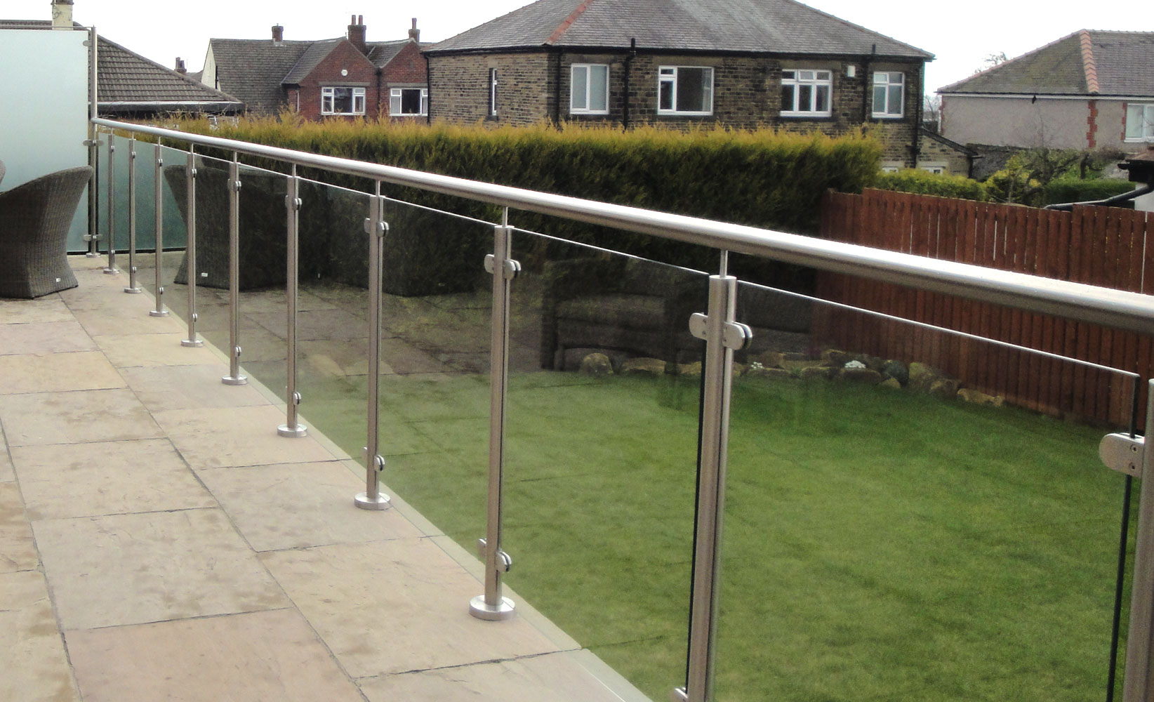 stainless steel and glass balustrade
